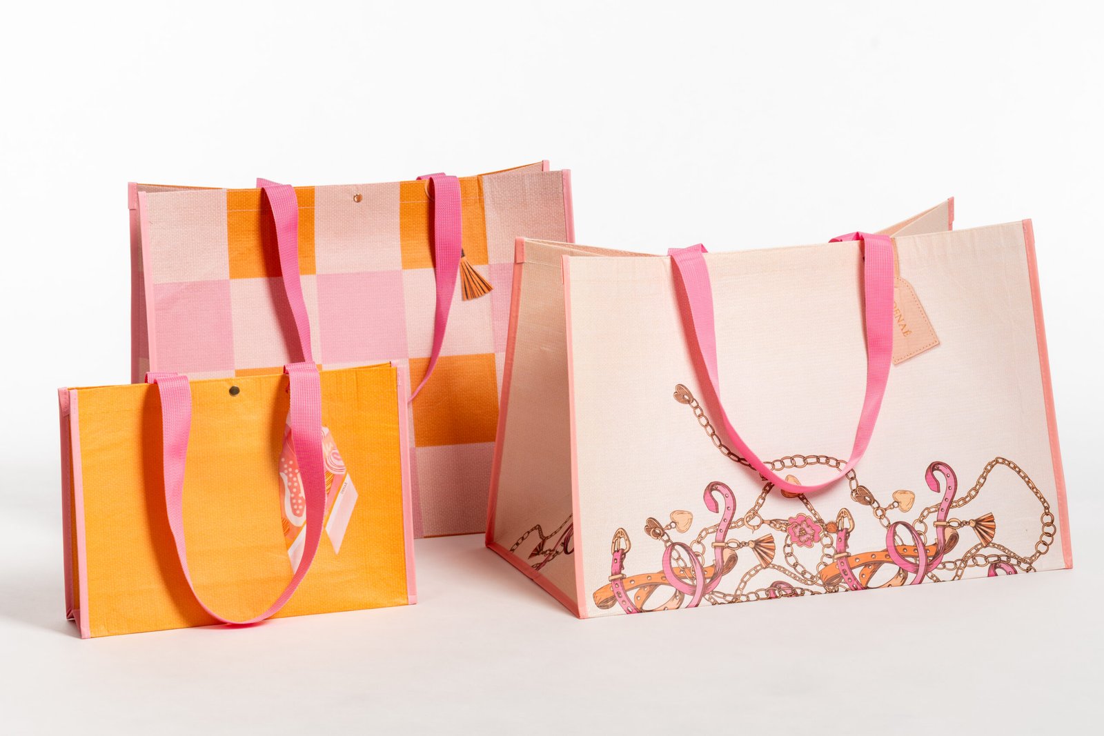 DENAÉ CARRYWEAR